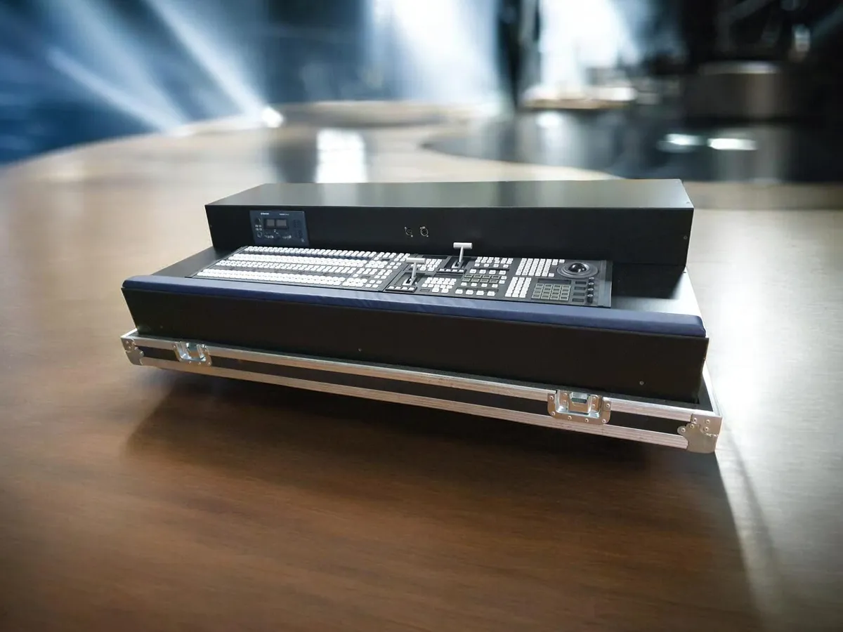 Réalisation Console custom TV Broadcast – SONY